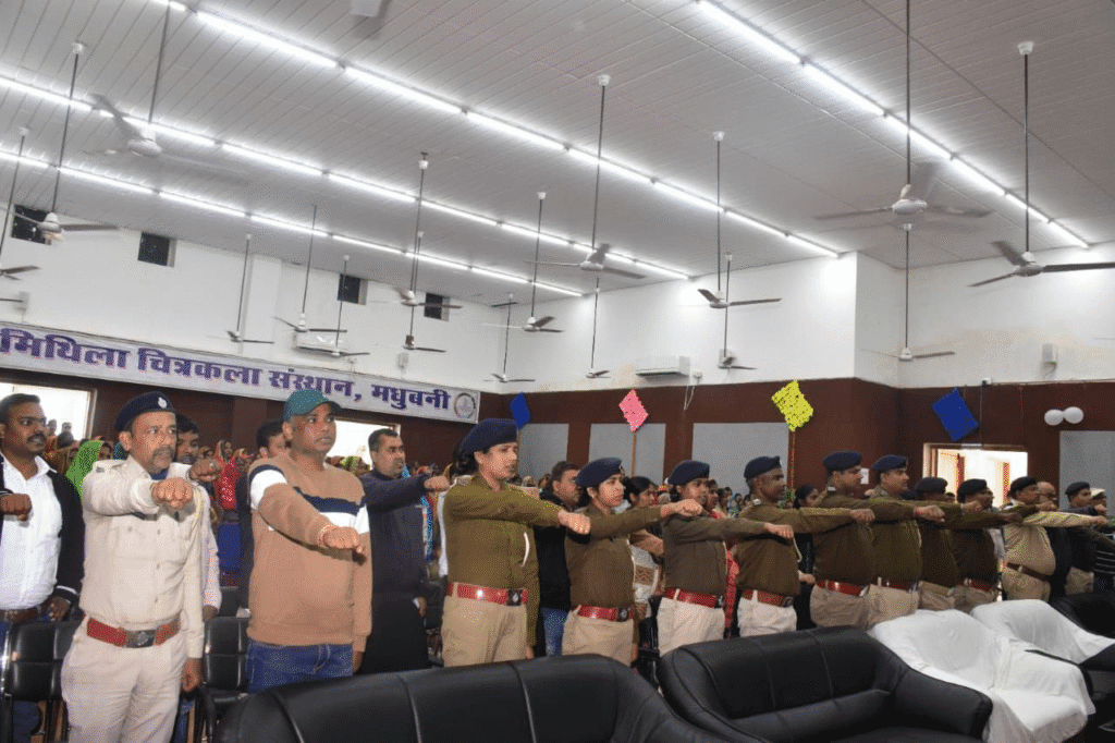 नशामुक्ति दिवस पर मधुबनी जिले में कई कार्यक्रम आयोजित, डीएम आनंद शर्मा ने दिलाई मद्यनिषेध की शपथ