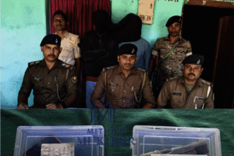 मधुबनी में पुलिस का बड़ा 'सफाई' अभियान ,गांव में दहशत फैलाने के लिए फायरिंग करते नितेश मुखिया और बड़ी वारदात की फिराक में बैठे 2 अपराधी हथियारों के जखीरे के साथ गिरफ्तार