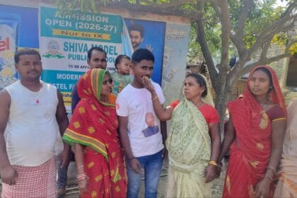 घोघरडीहा के मेधावी छात्र चंदन कुमार मलिक जिन्होंने मैट्रिक में 96 प्रतिशत अंक हासिल किए