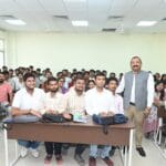 Ashok Choudhary College Class एएन कॉलेज में छात्रों को पढ़ाते हुए मंत्री