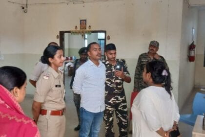 फुलपरास एएनएम हॉस्टल विवाद